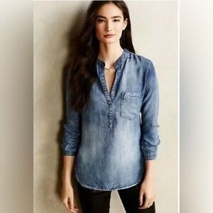 Anthropologie Cloth and Stone Chambray
Popover Henley Blouse. Size L